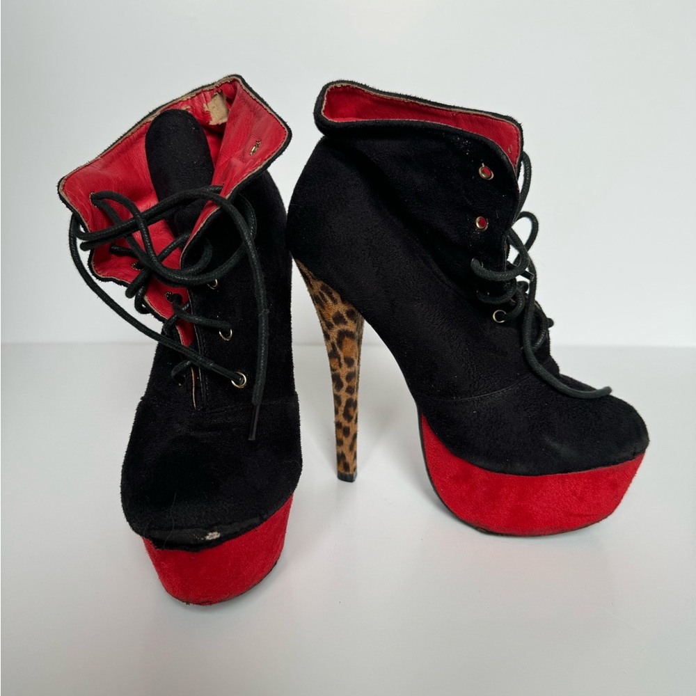 6’ Leopard Print Pleasers